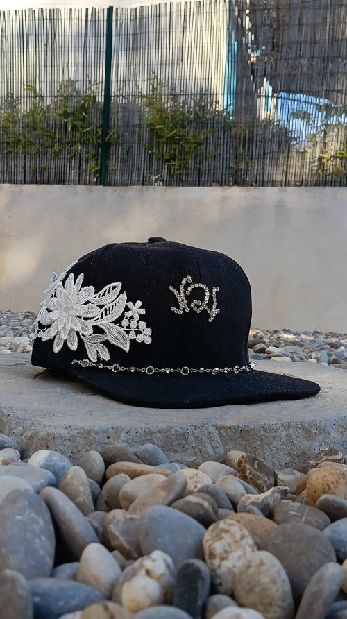 Bloom cap NOLOVELEFT